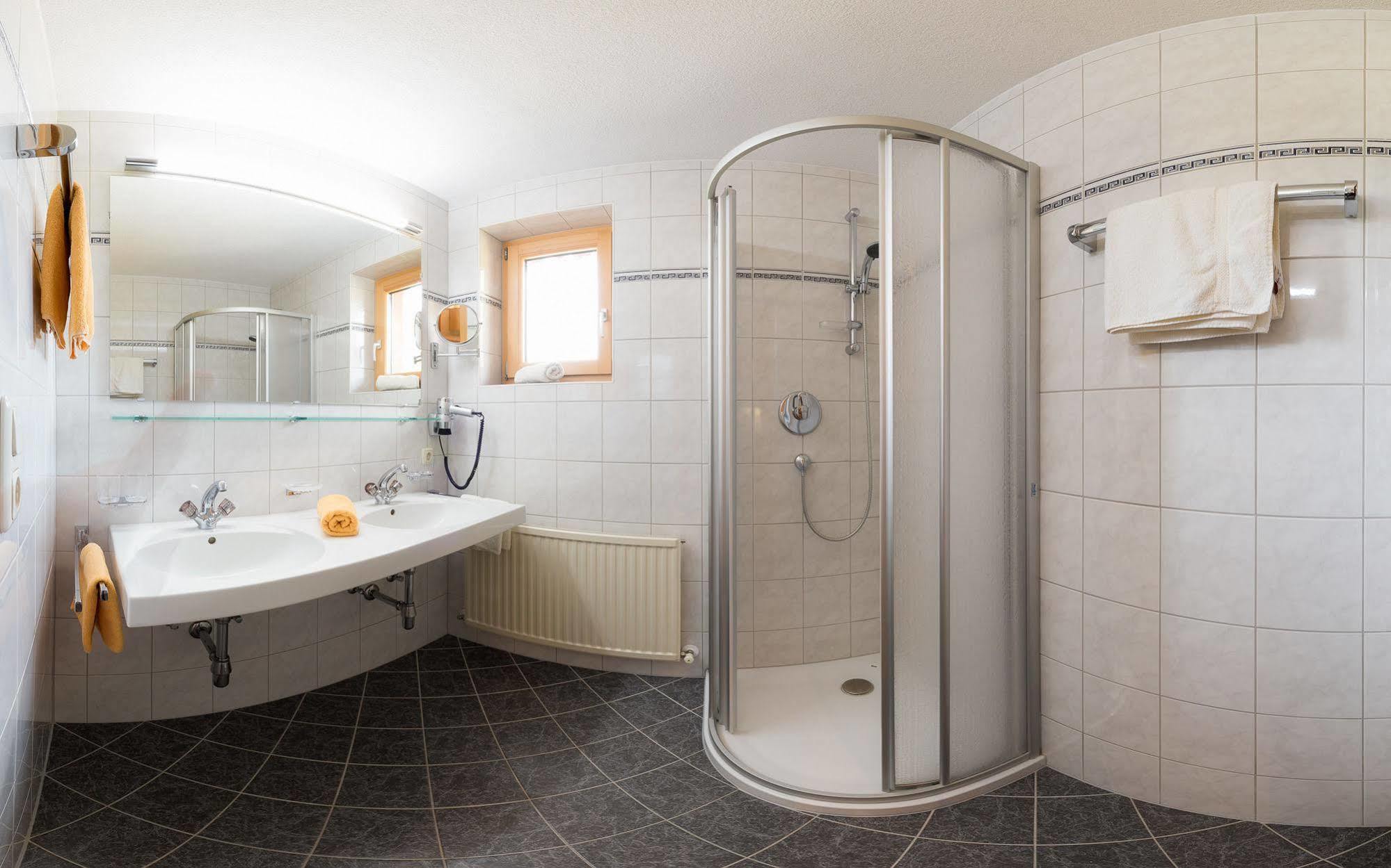 Ferienwohnungen Am Matinesweg Serfaus Zewnętrze zdjęcie
